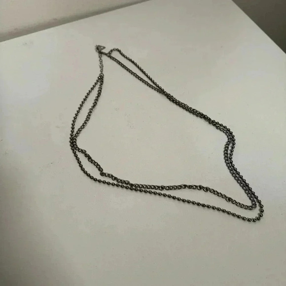 Guess double strand silver  toned chain - Picture 2 of 4